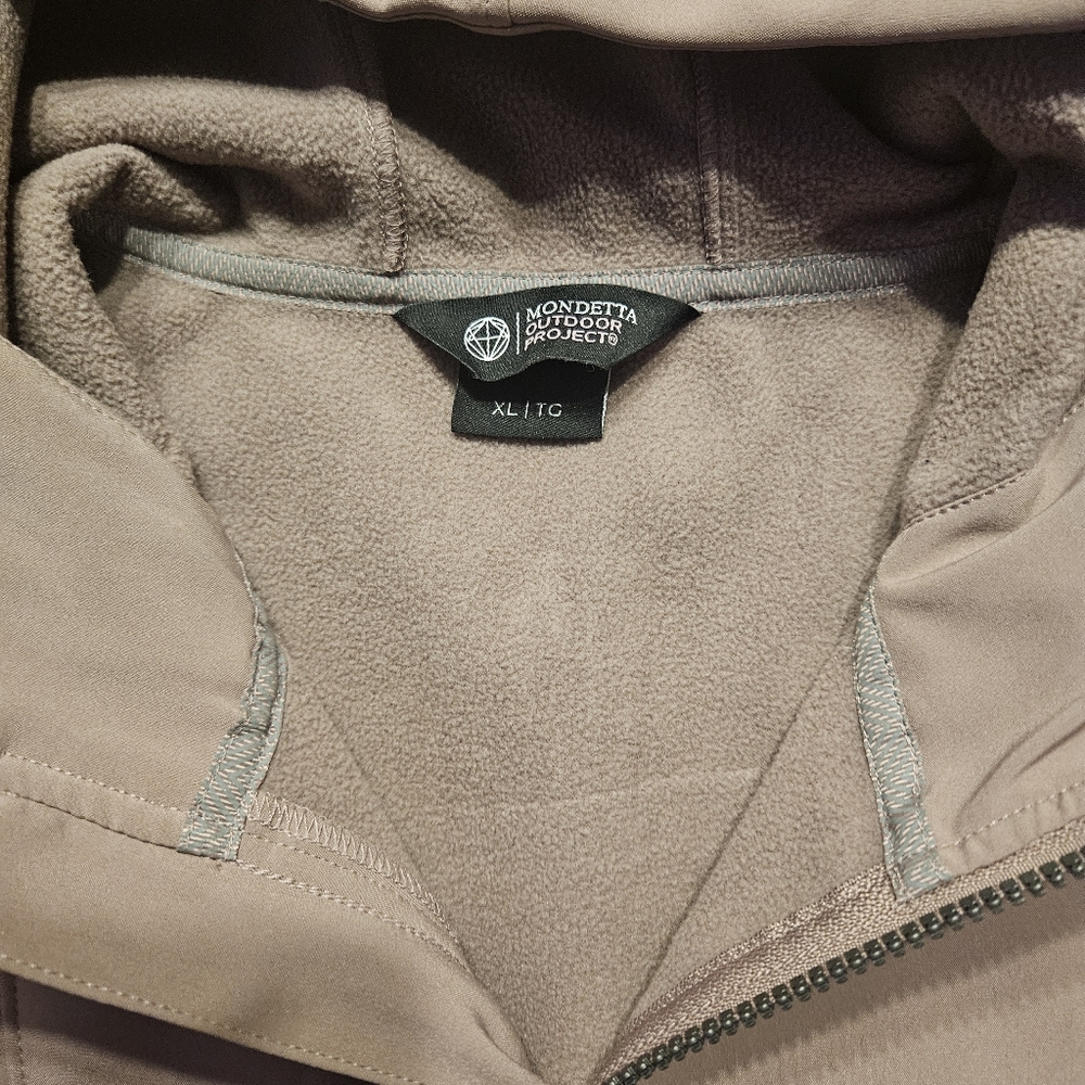 Mondetta Jacket - image 2